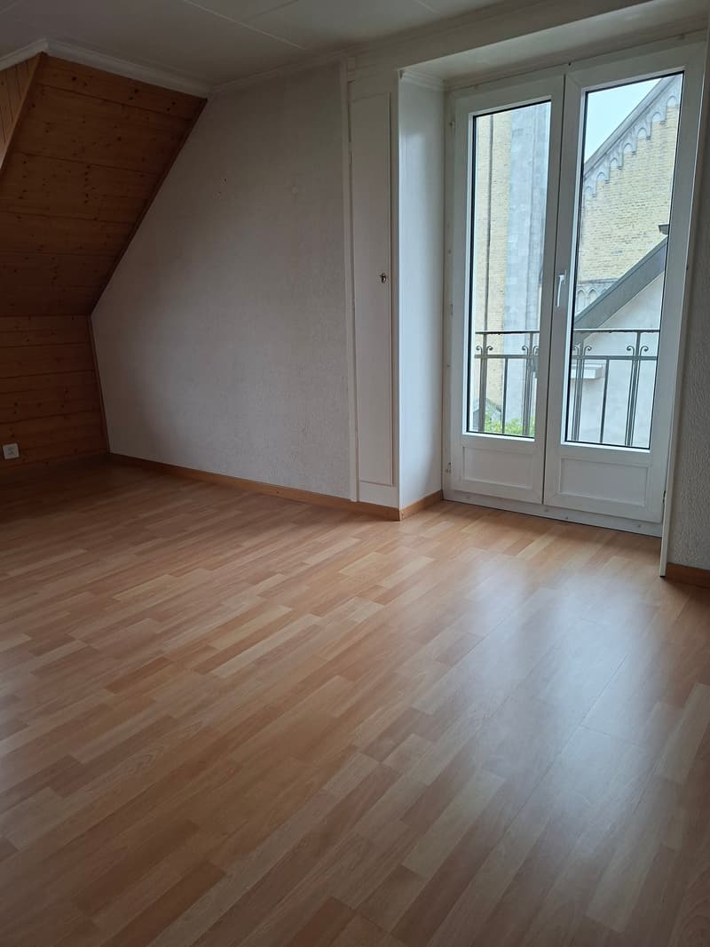Spacieuse maison de 9 pièces à louer à La Chaux-de-Fonds (21)