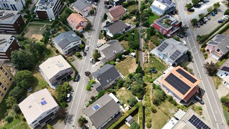 Charmante maison individuelle de 6 pièces à La Chaux-de-Fonds (2)