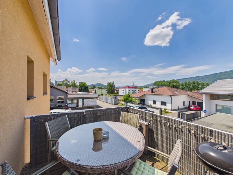 Family home with commercial space (11)
