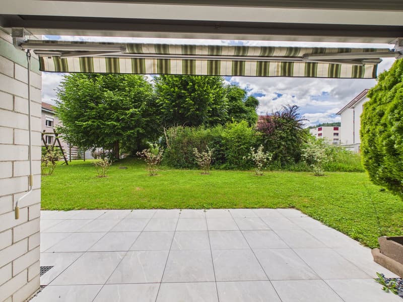 Superbe 3.5 pièces rénové avec terrasse et jardin au cœur de Glovelier (15)