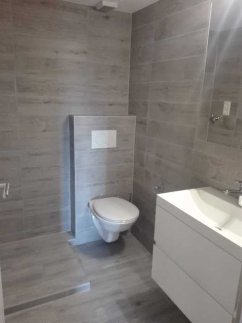 Immeuble locatif rénové avec restaurant et 2 appartements (10)