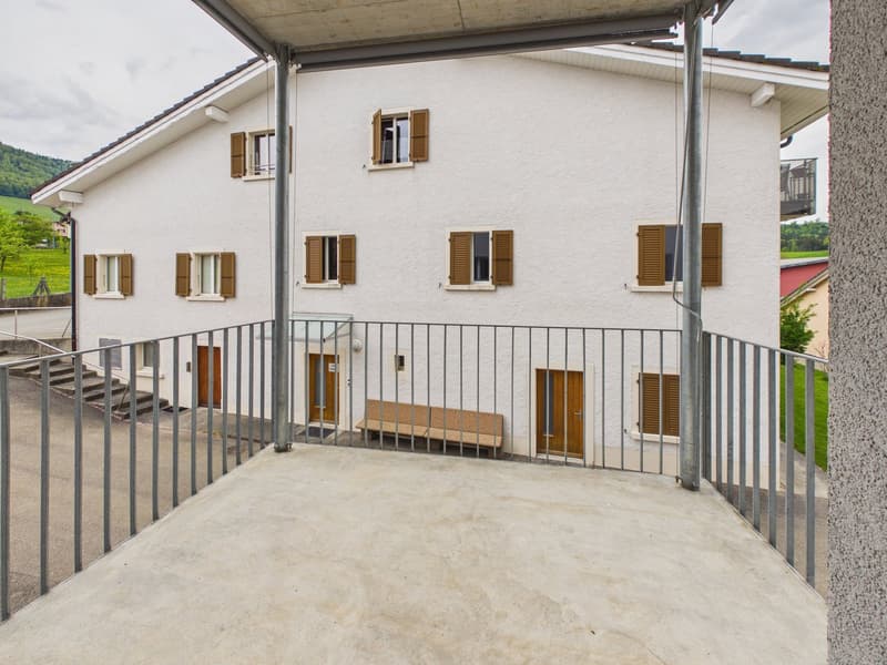 Bel appartement de 3.5 pièces avec balcon à Boécourt (11)