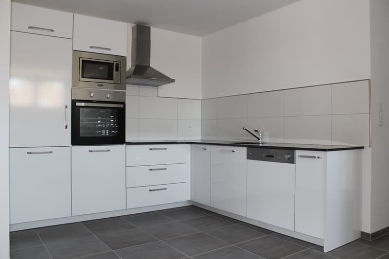 Appartement de 4.5 pièces lumineux avec balcon à Courfaivre (3)