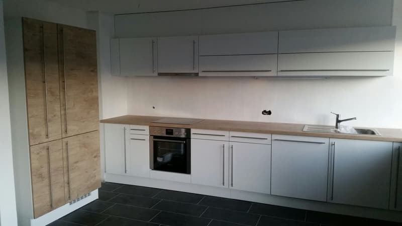 Charmant appartement de 4.5 pièces avec balcon à Delémont (2)