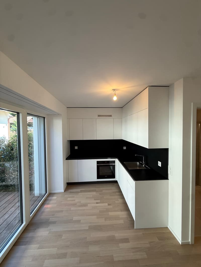 Charmant studio meublé avec terrasse (2)