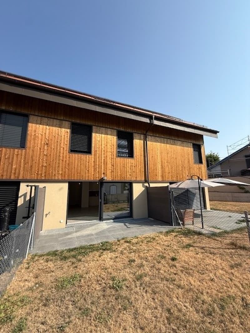 Belle maison mitoyenne neuve de 5 pièces à Montagny – disponible immédiatement (11)