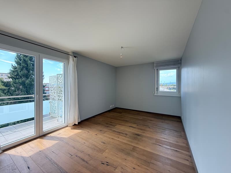 Très grand 3.5 pièces avec balcon ! (4)