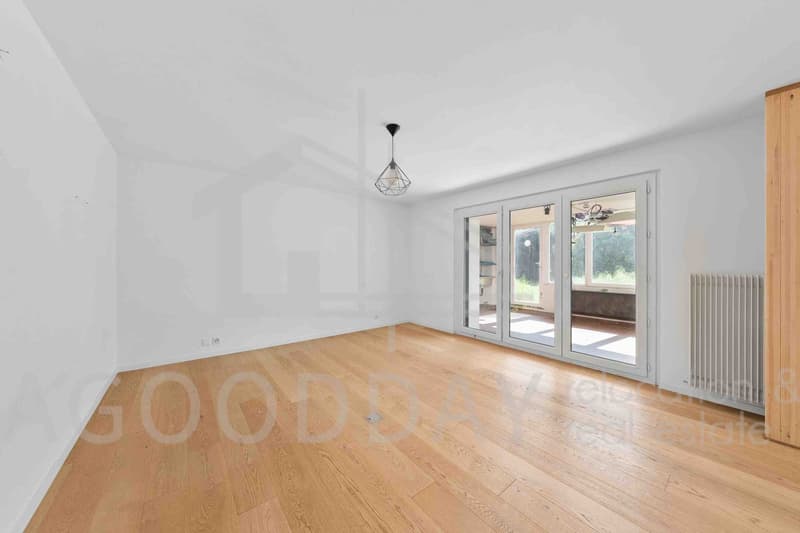 Charming 7-room house with garden in Founex (10)