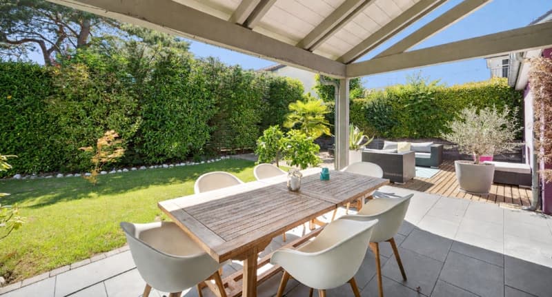 FOR SALE – EXCLUSIVE LISTING Elegant detached villa CHAVANNES-DES-BOIS (2)