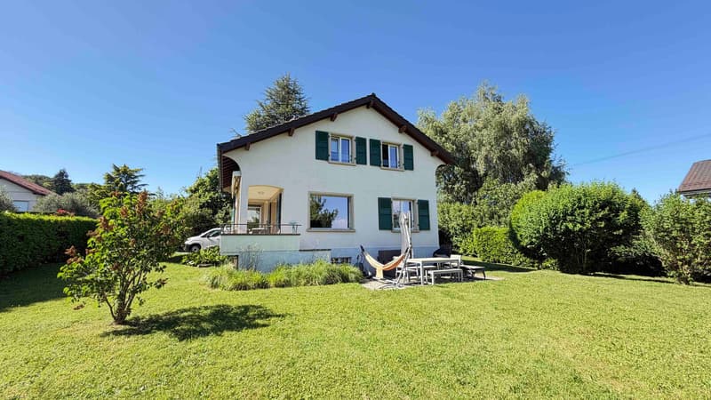 À louer – Villa individuelle 4,5 pièces avec jardin, terrasse & vue lac – Aubonne (11)