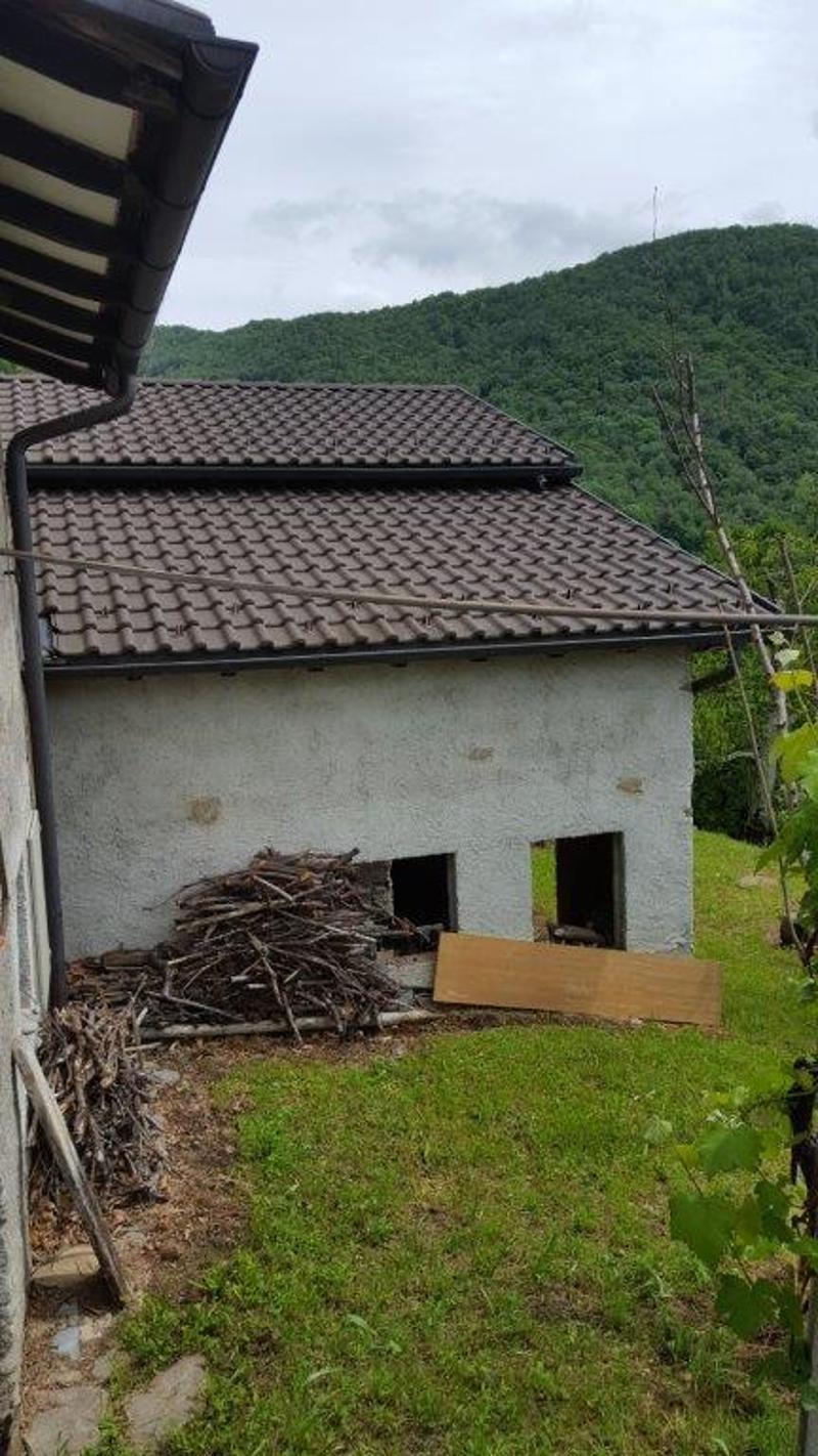A vendre de particuliers Rustico à Boscaccio Hameau de Medeglia (9)