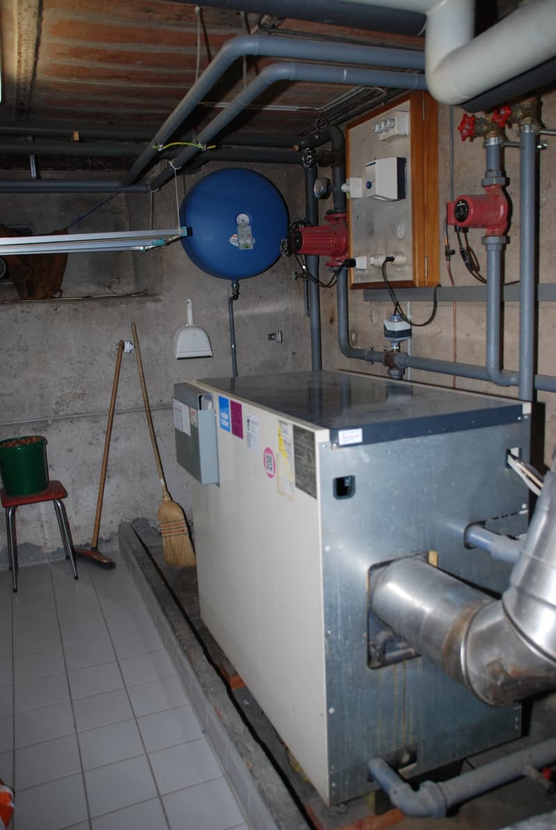 Immeuble Locatif à Peseux de 3 appartements, local commercial et garages (30)