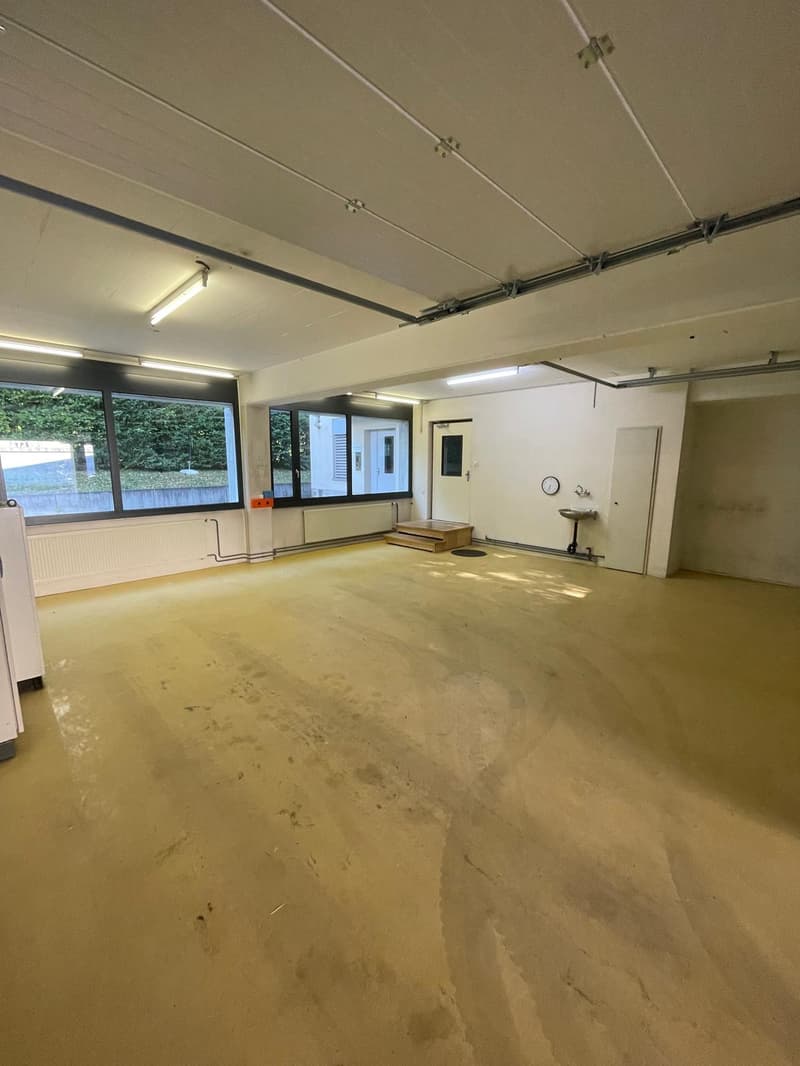 110 m² Dépôt à louer à Courroux – Disponible immédiatement (1)