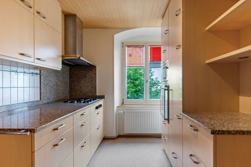 Immeuble mixte au centre-ville de Delémont (8)