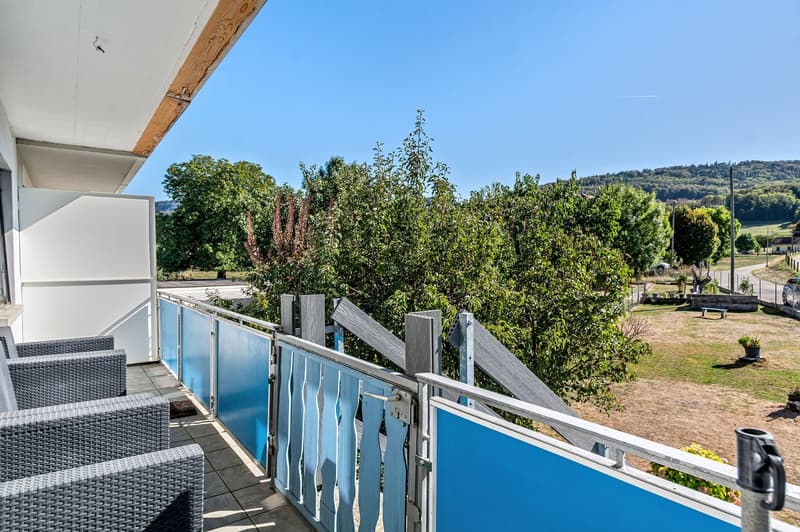 Confortable maison mitoyenne de 7 pièces à Courgenay (12)