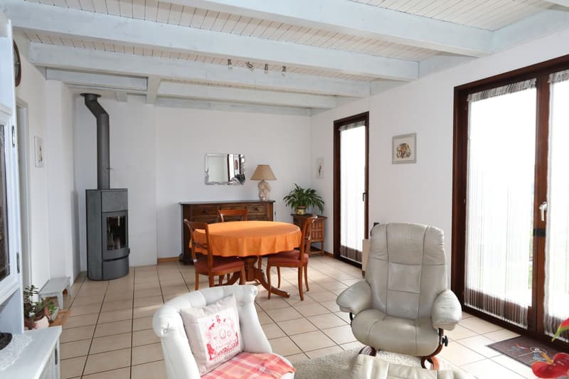 En exclusivité! Très belle maison contiguë (6)