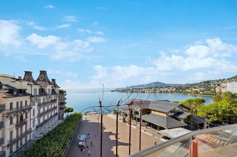 Superbe attique en vente sur l'artère principale de Montreux avec vue directe sur Freddie Mercury! (1)