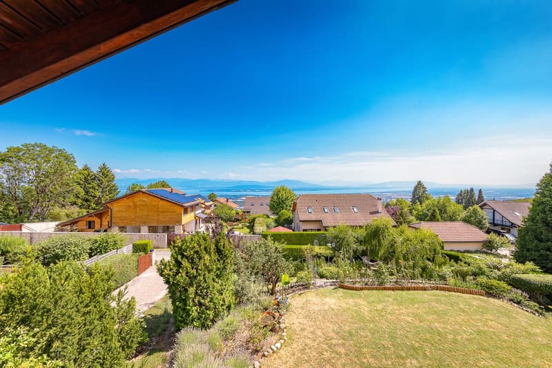 Jolie Maison à Arzier-Le Muids avec échappées sur le lac! (10)