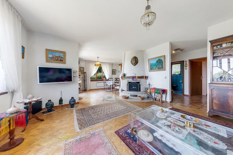 Jolie Maison à Arzier-Le Muids avec échappées sur le lac! (6)