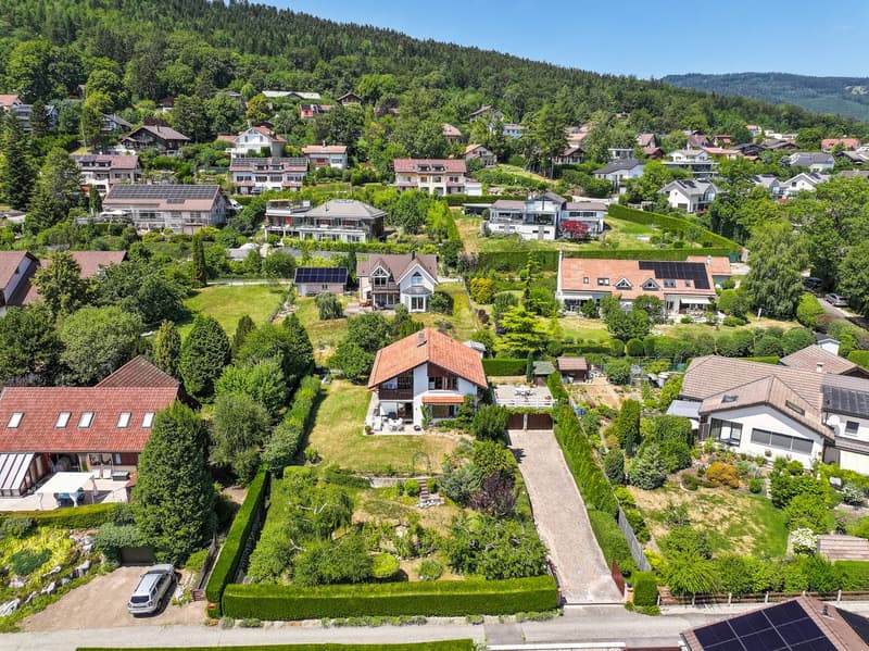Jolie Maison à Arzier-Le Muids avec échappées sur le lac! (13)