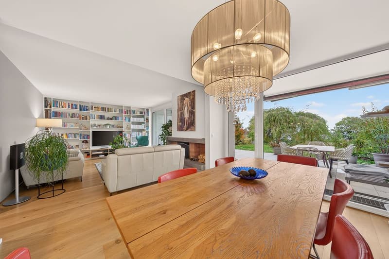 Rare duplex de 4.5 pièces: esprit villa, jardin et vue lac (1)