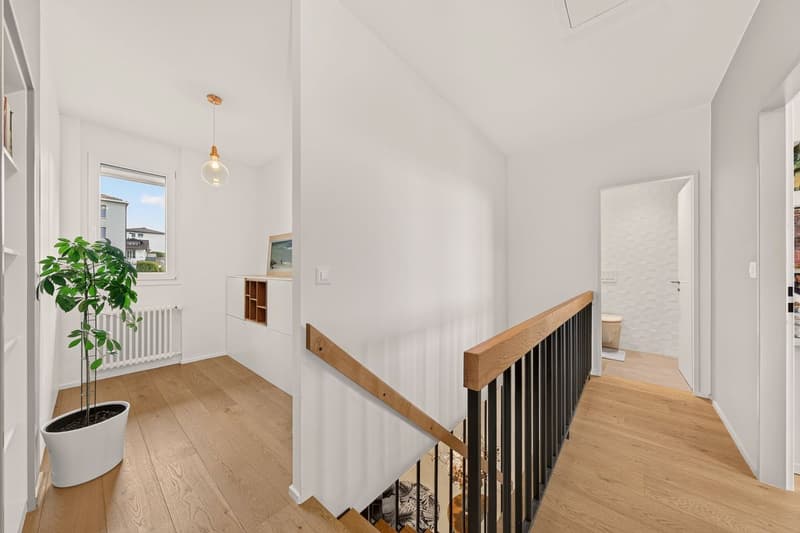 Rare duplex de 4.5 pièces: esprit villa, jardin et vue lac (12)