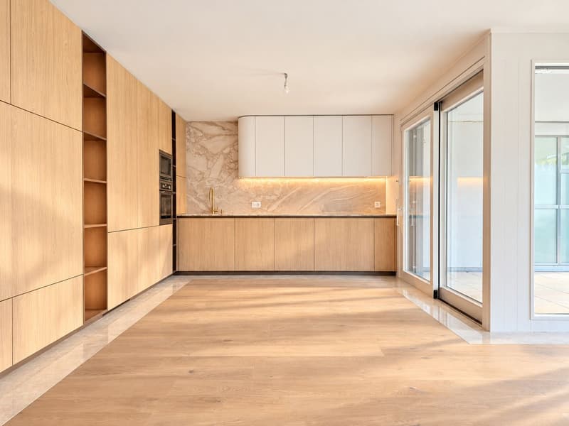 UNE ADRESSE PRIVILÉGIÉE À DEUX PAS DU LAC - ÉLÉGANT APPARTEMENT EN REZ-DE-JARDIN (5)