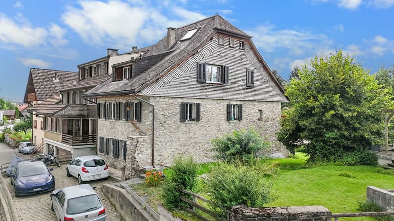 Immeuble de charme idéalement situé (13)