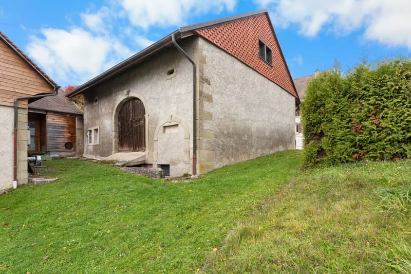 Maison villageoise de charme avec grange à Pailly (5)