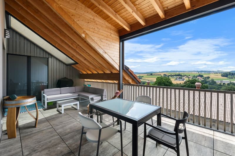 EN EXCLUSIVITE: Un bijoux de 230 m2 situé à 15 minutes d'Epalinges liant luxe, calme et espace. (4)