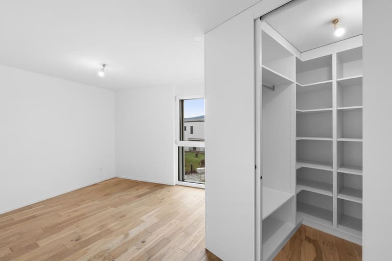 Découvrez un appartement exceptionnel, alliant confort, espace et vue imprenable sur les Alpes. (11)
