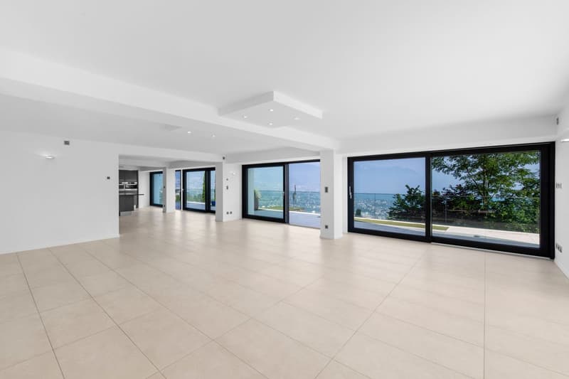 Exceptional Villa with Panoramic Views of Chardonne (13)