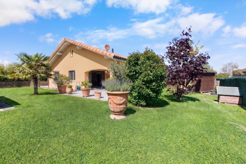 Exlusivité - Maison familiale avec grand terrain,lumière exceptionnelle et un porentiel d'agrandissement. (12)