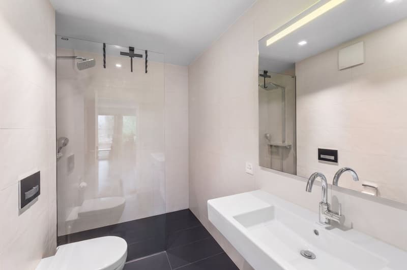 Appartement moderne de 2.5 pièces avec terrasse et jardin privatif (12)
