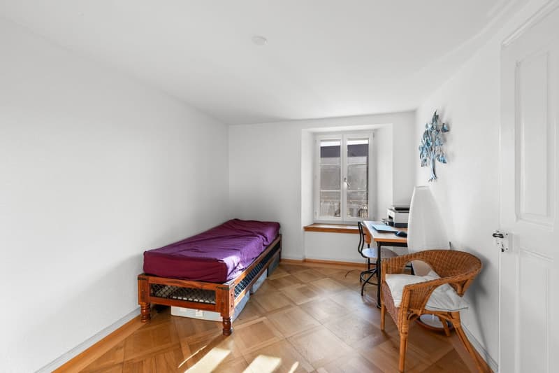 Un appartement de caractère de 5.5 pièces où le charme de l'ancien rencontre le confort du contemporain (12)