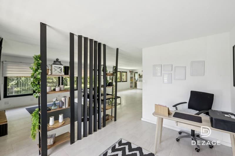 Maison à rénover avec potentiel d'agrandissement sur une vaste parcelle arborée ! (8)