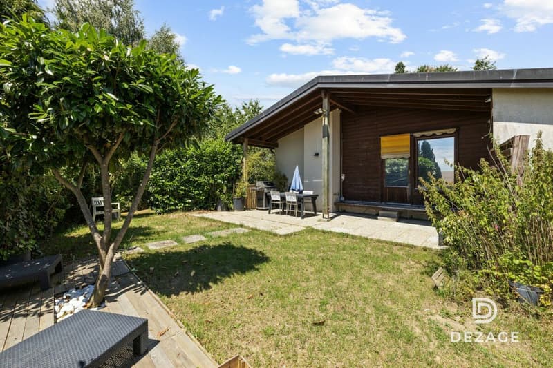 Maison à rénover avec potentiel d'agrandissement sur une vaste parcelle arborée ! (3)