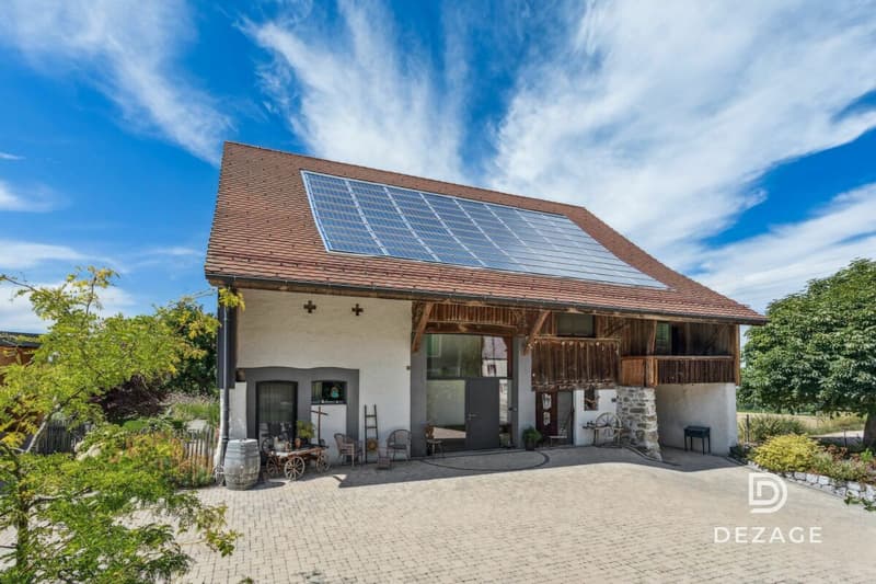 Ferme rénovée avec installations équestres et revenu énergétique à 5 min de Lucens (2)