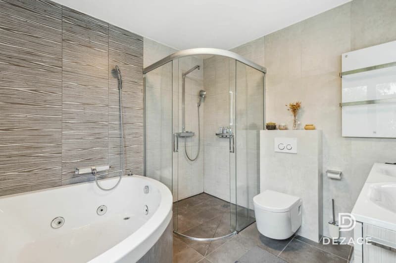Maison bourgeoise rénovée à 10 minutes de Lausanne (12)