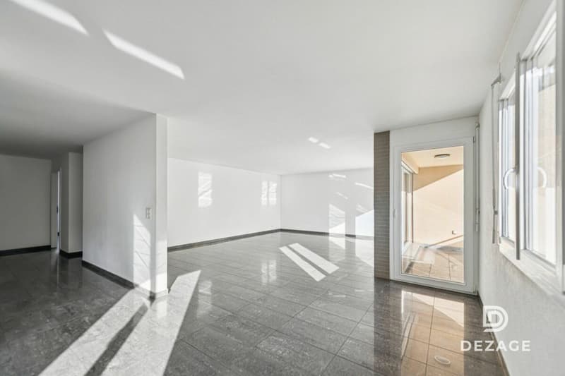Immense appartement avec 4 chambres, à 2 minutes des écoles et commerces ! (5)