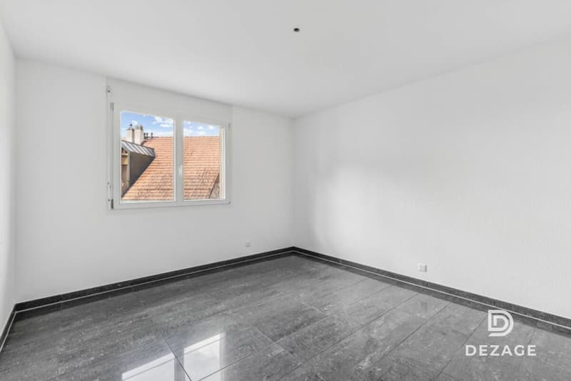Grand appartement familial avec balcon couvert et vue sur le château d'Oron ! (9)