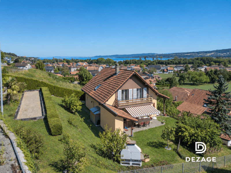 Charmante villa familiale avec vue lac à Grandson (1)