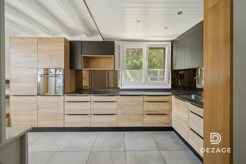 Chalet familial rénové en lisière de forêt à Gimel (10)