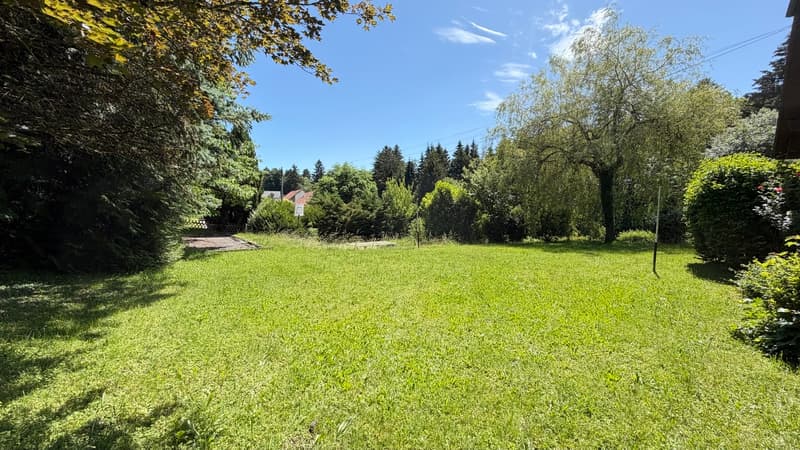 Grande maison de deux appartements avec potentiel d'agrandissement (12)