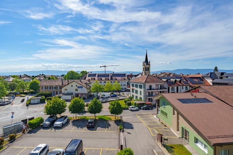 Appartement de 3,5 pièces en attique avec vue dégagée au centre ville (1)