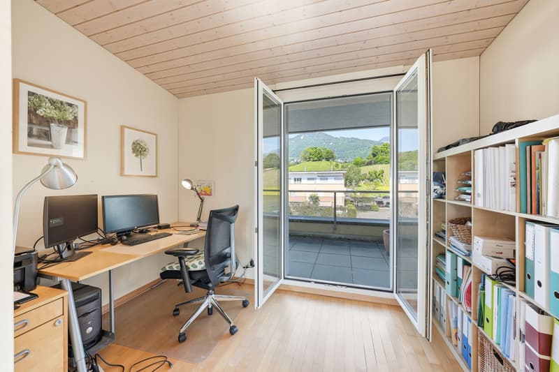 Maison mitoyenne spacieuse avec échappée sur le lac (8)