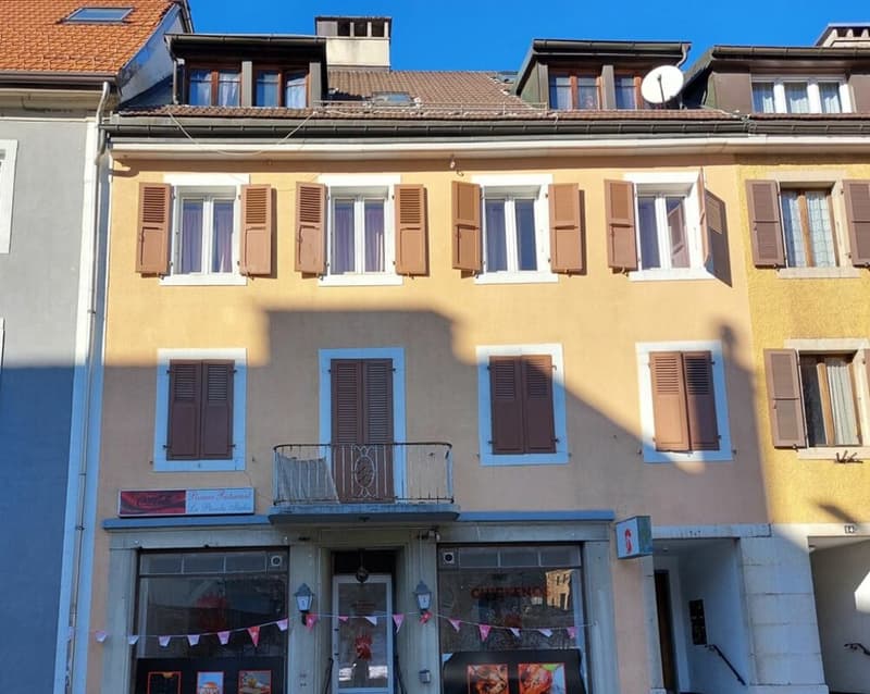 2400 Le Locle