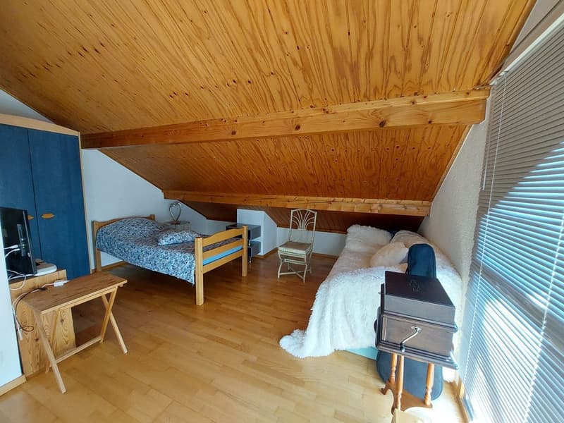 Spacieuse villa avec appartement indépendant au rez inférieur (10)