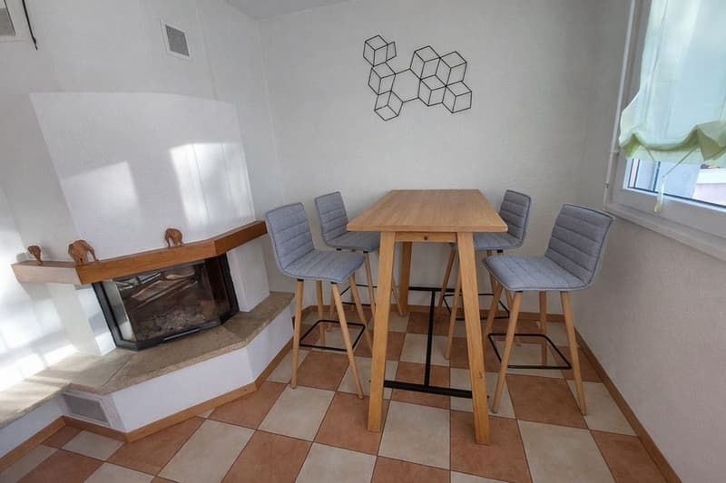 Appartement en attique bénéficiant d'une spacieuse terrasse et d'un garage double (4)