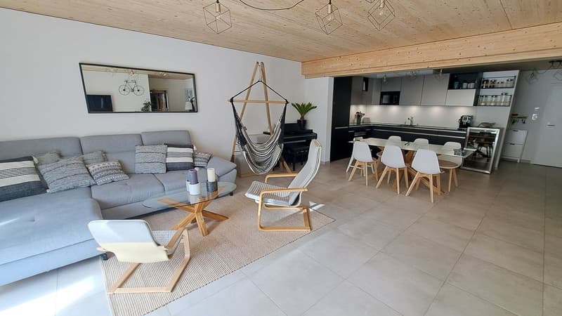 Bel appartement de 4,5 pièces avec terrasse et ascenseur (6)